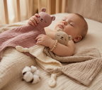 🧸 MamaNest™ Snuggle Bear Comforter