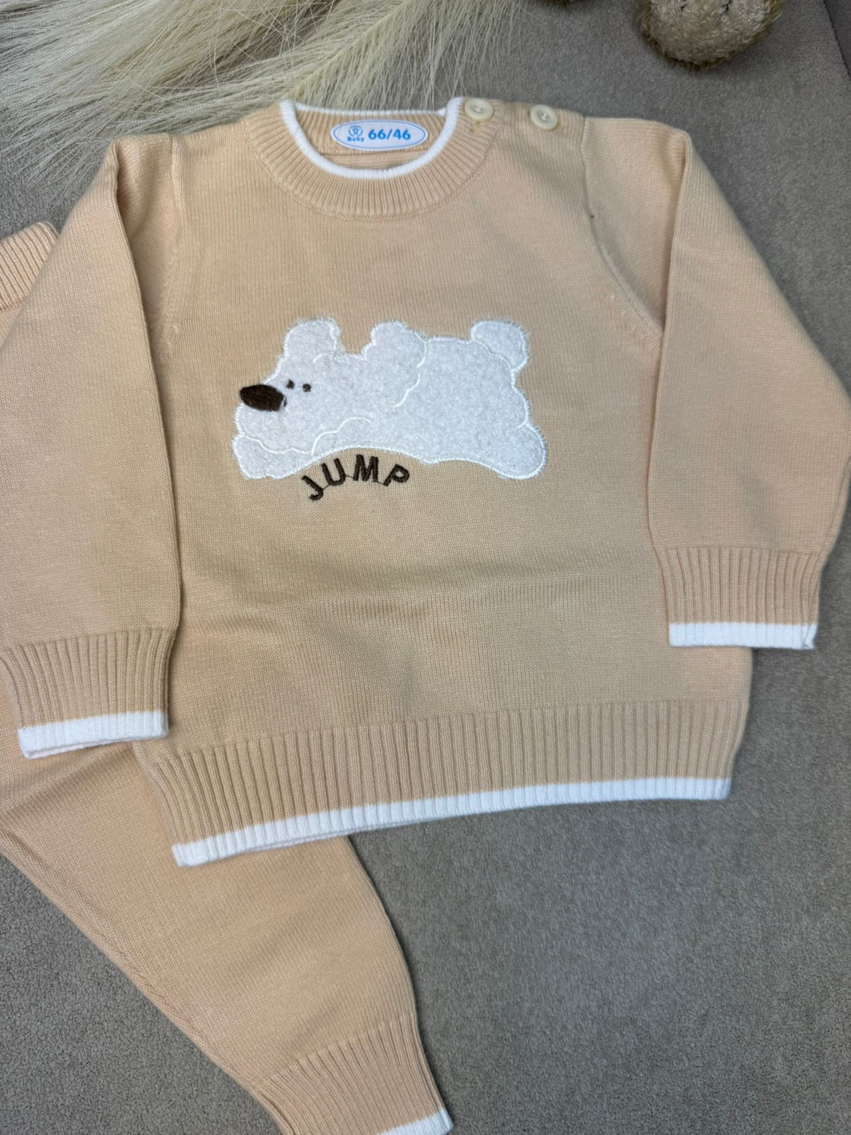 Jump Bear Cozy Knit Set