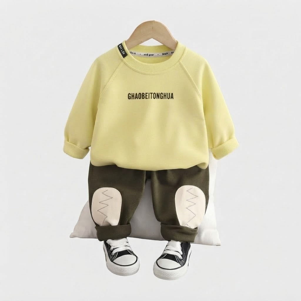 Yellow & Green Green Kids Letter Print Fleece Sweatshirt and Patch Detail Pants Set