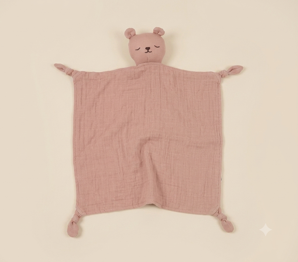 🧸 MamaNest™ Snuggle Bear Comforter