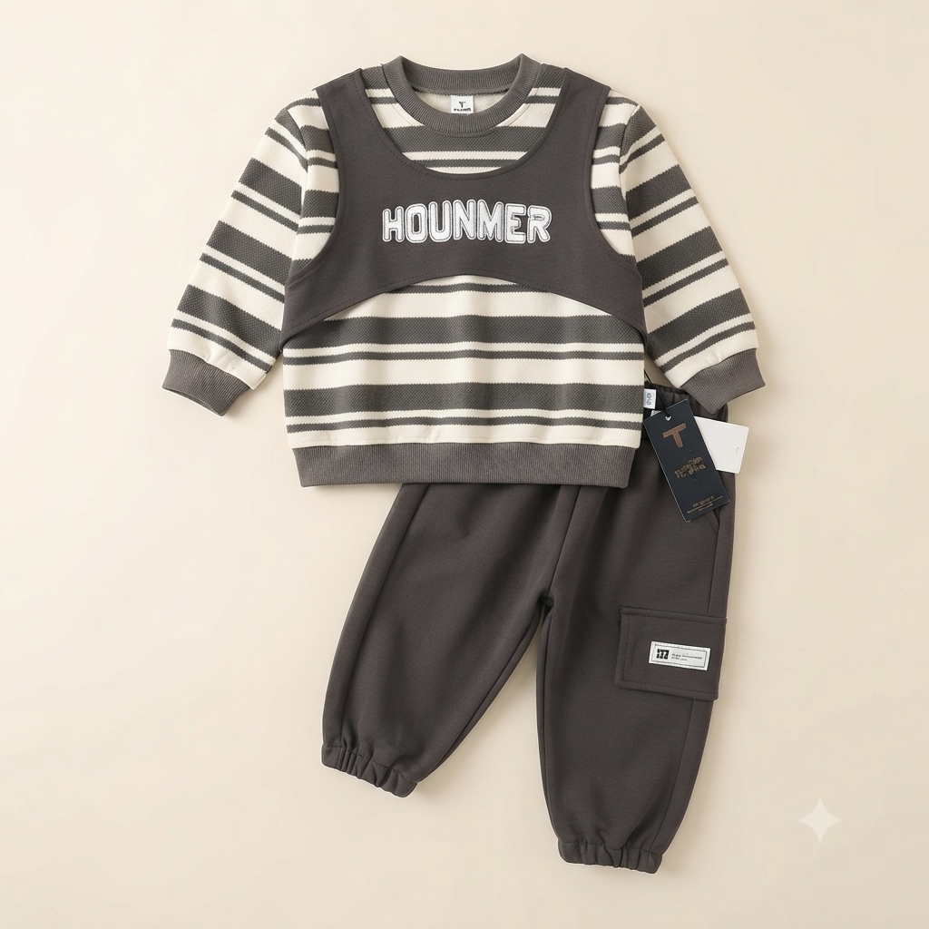 Thick Fleece Baggy Joggers & Layered Sweater-Style Sweatshirt Set
